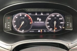 <strong>Control de Velocidad de Crucero Adaptativo: La Conducción Inteligente al Siguiente Nivel</strong>